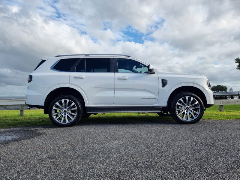2025 Ford Everest PLATINUM 3.0L V6 4X4 10AT image 4