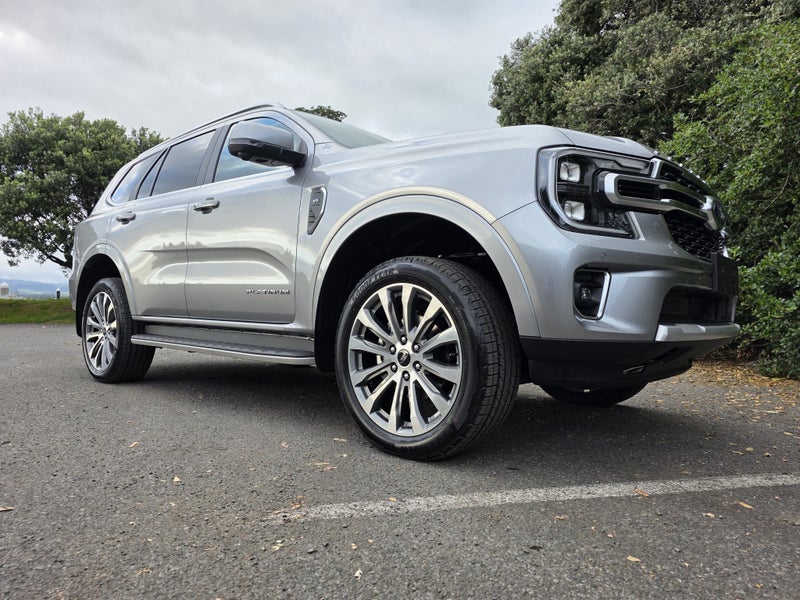 2025 Ford Everest PLATINUM 3.0L V6 4X4 10AT image 4
