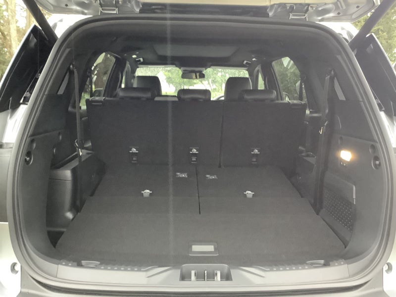 2025 Ford Everest PLATINUM image 5