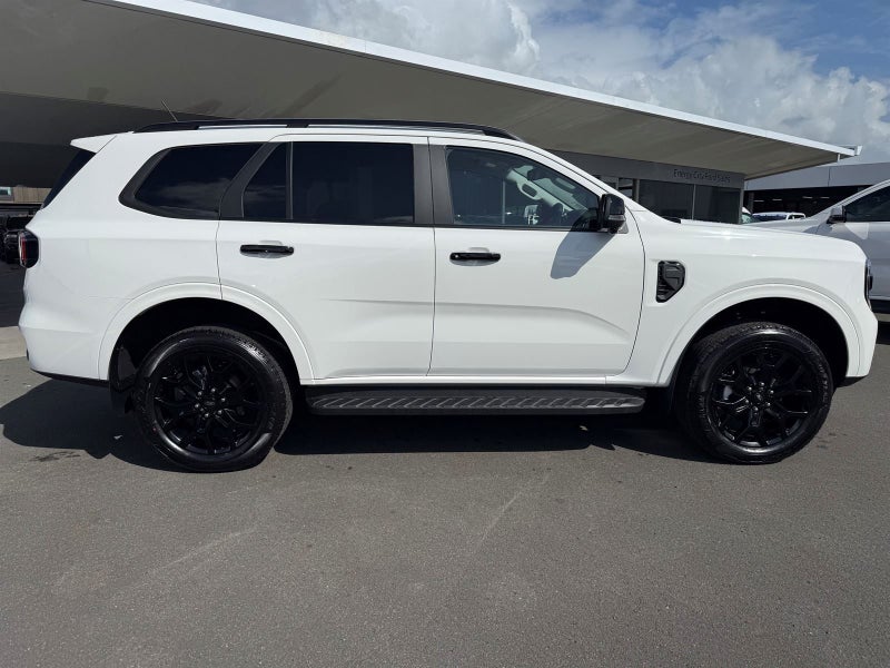 2025 Ford Everest SPORT image 2