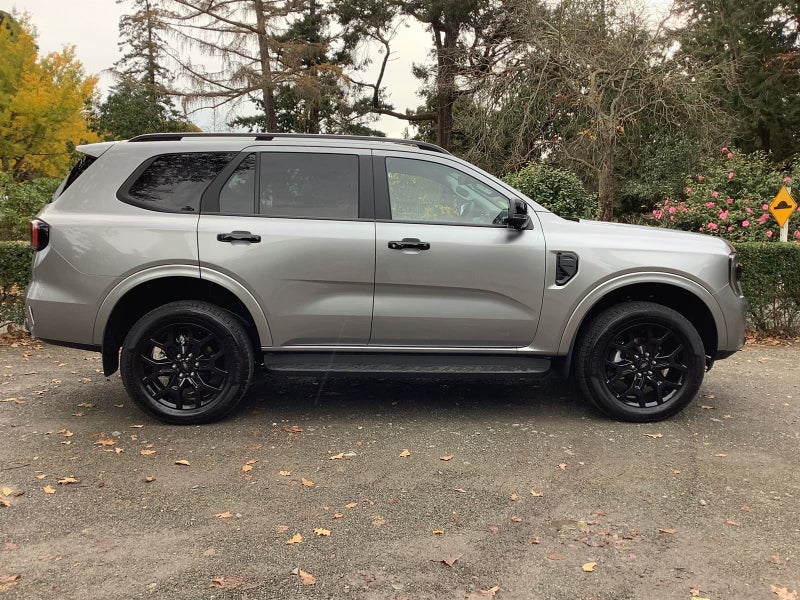 2025 Ford Everest SPORT image 2