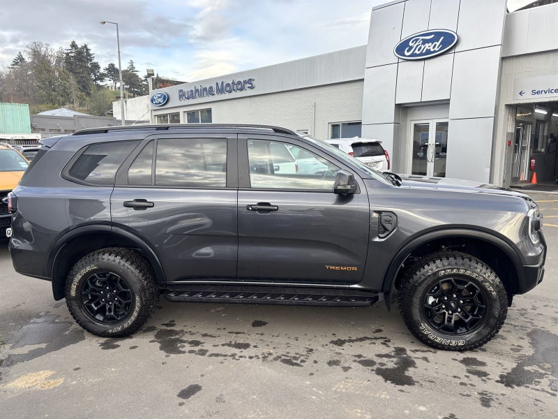2025 Ford Everest TREMOR image 2