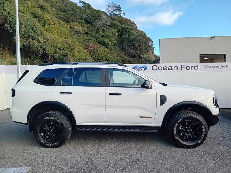 2025 Ford Everest Tremor 3.0D/4WD/10AT image 2