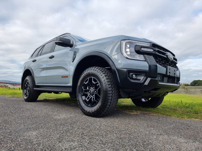 2025 Ford Everest TREMOR 3.0L V6 4X4 10AT image 2