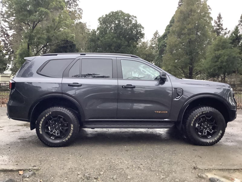 2025 Ford Everest TREMOR image 2