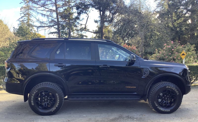 2025 Ford Everest TREMOR V6 image 2