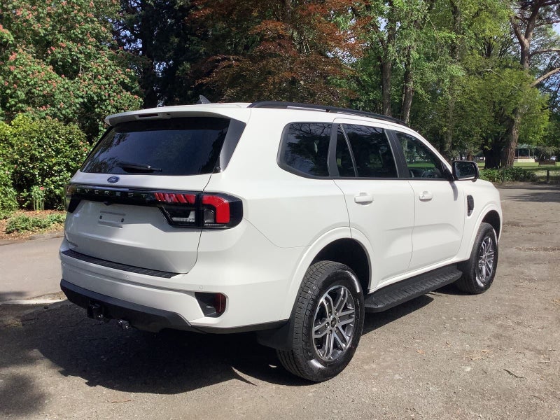 2025 Ford Everest TREND image 3