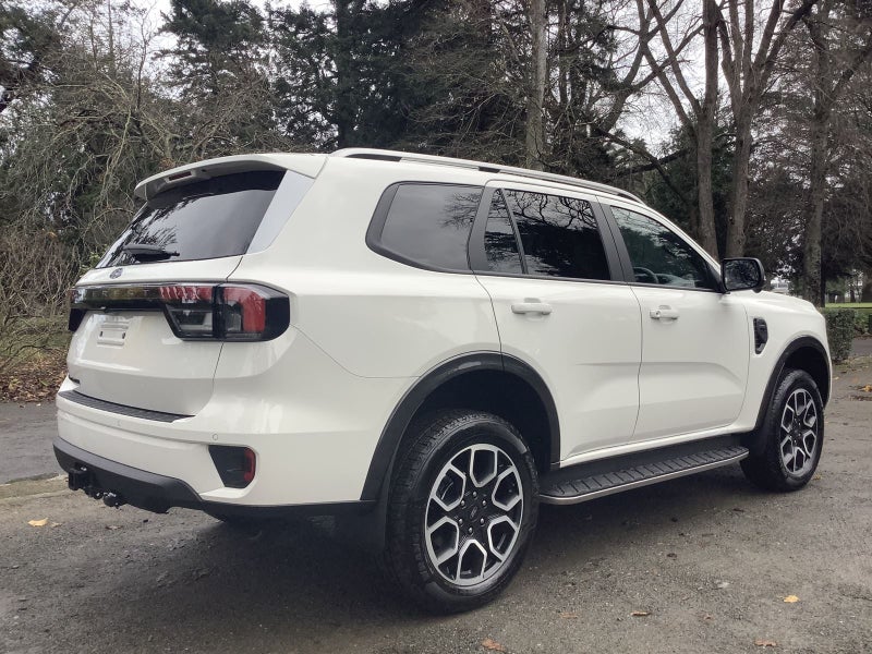 2025 Ford Everest WILDTRAK image 3