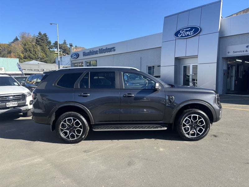 2025 Ford Everest WILDTRAK image 2