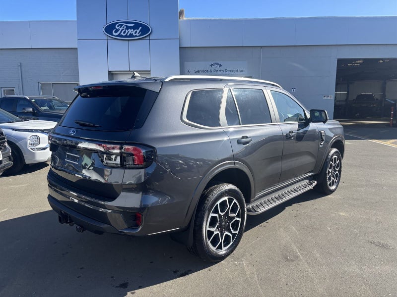 2025 Ford Everest WILDTRAK image 3