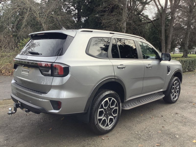 2025 Ford Everest WILDTRAK image 3