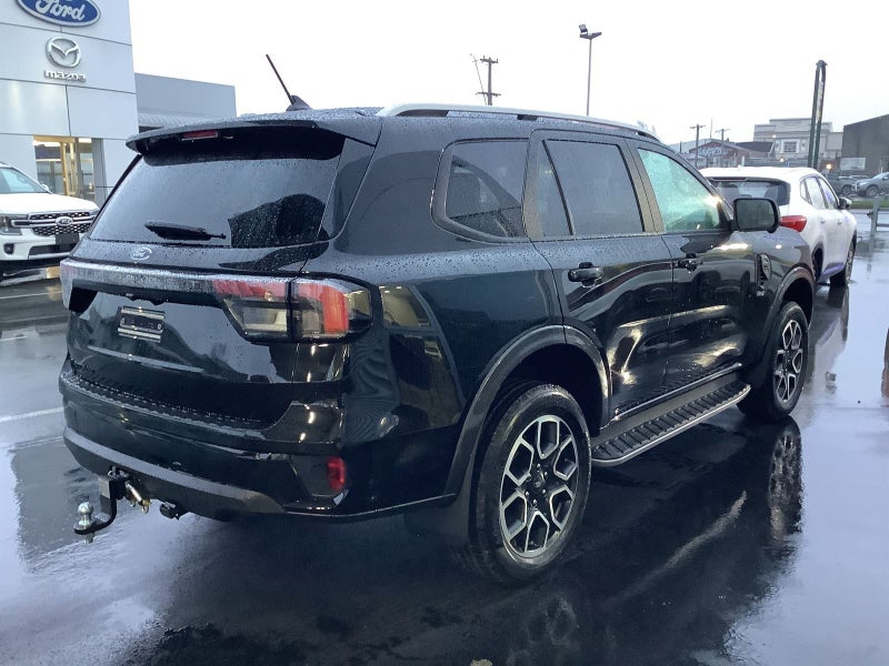 2025 Ford Everest WILDTRAK image 2