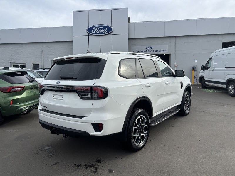 2025 Ford Everest WILDTRAK image 3