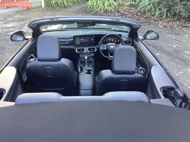 2025 Ford Mustang 5.0L CONVERTIBLE AT image 4