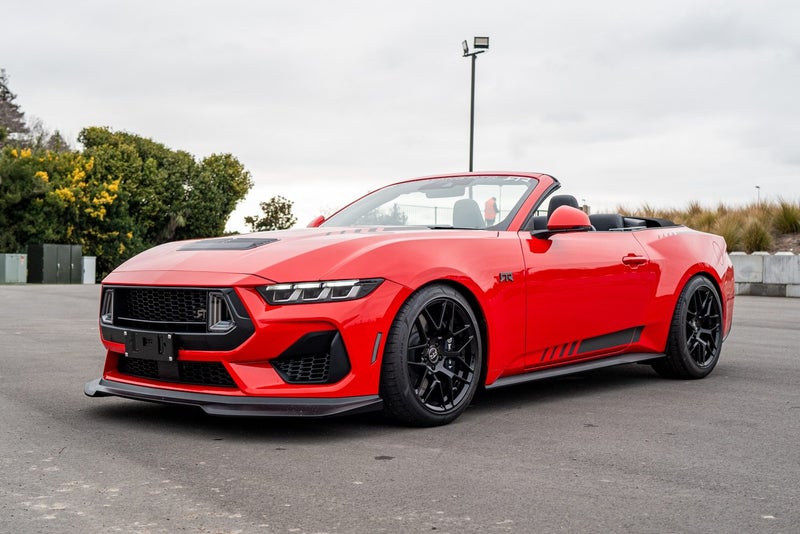 2025 Ford Mustang 5.0L Convertible RTR image 5