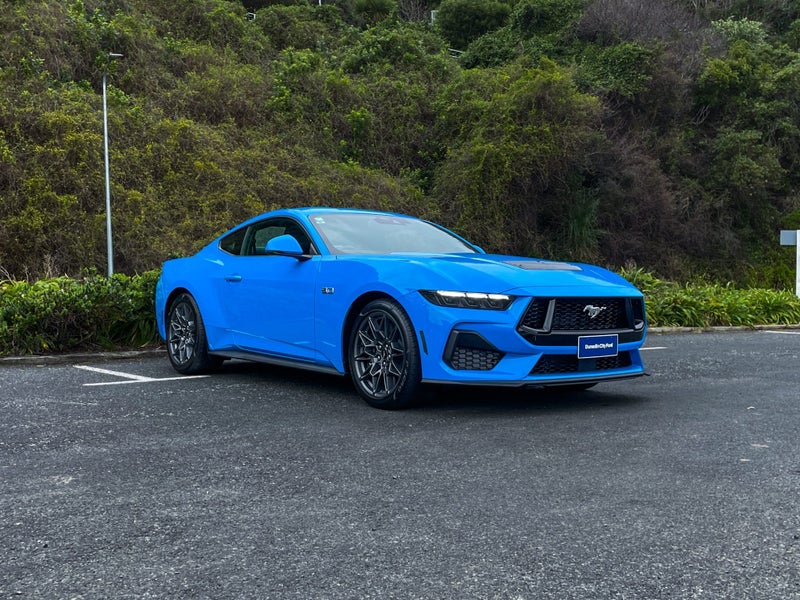 2025 Ford Mustang Fastback GT 5.0 image 5