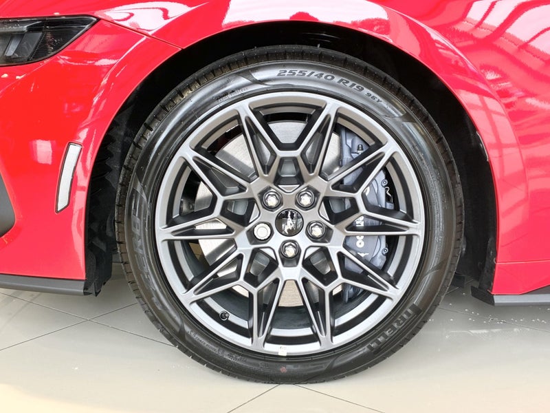 2025 Ford Mustang GT 5.0L Fastback Auto image 5