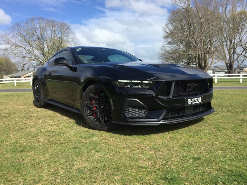 2025 Ford Mustang GT BLACK EDITION image 1
