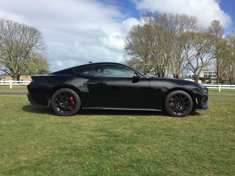 2025 Ford Mustang GT BLACK EDITION image 2