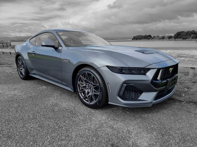 2025 Ford Mustang GT FASTBACK 5.0L AT image 1