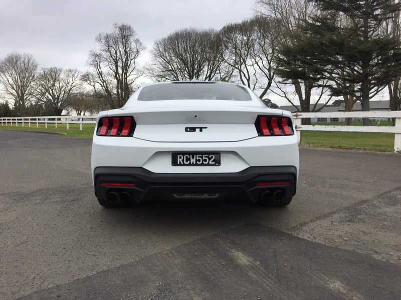 2025 Ford Mustang GT FASTBACK 5.0L AUTO image 4
