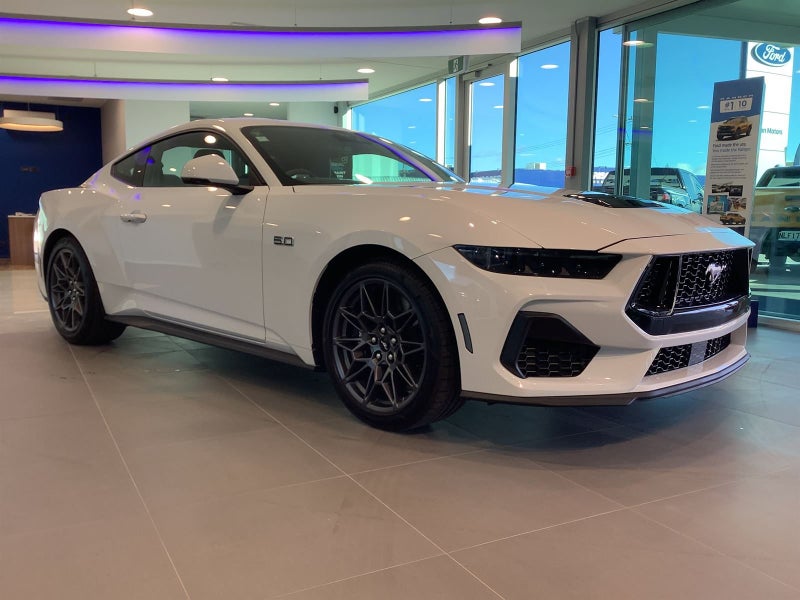 2025 Ford Mustang GT FASTBACK V8 image 4