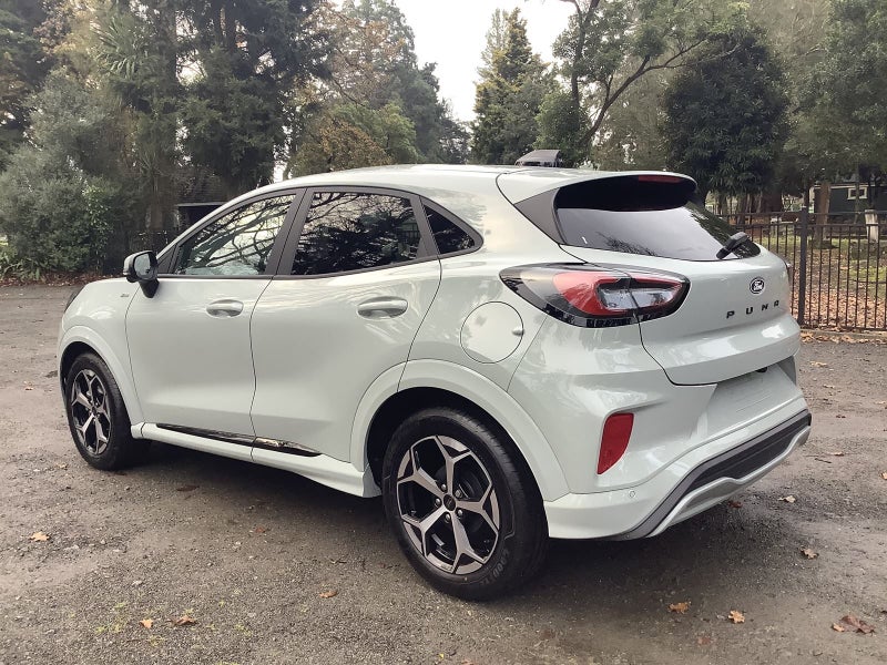 2025 Ford Puma ST-LINE image 5