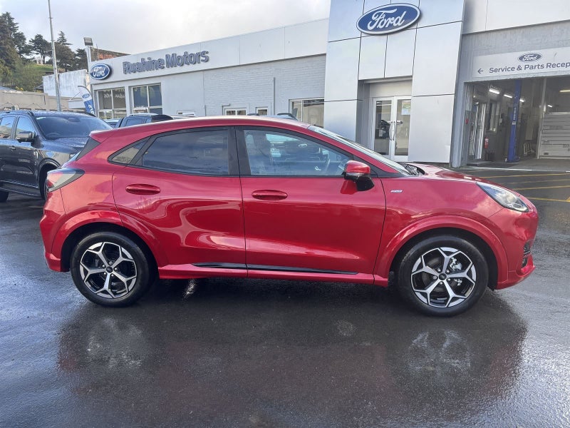 2025 Ford Puma ST-LINE image 2