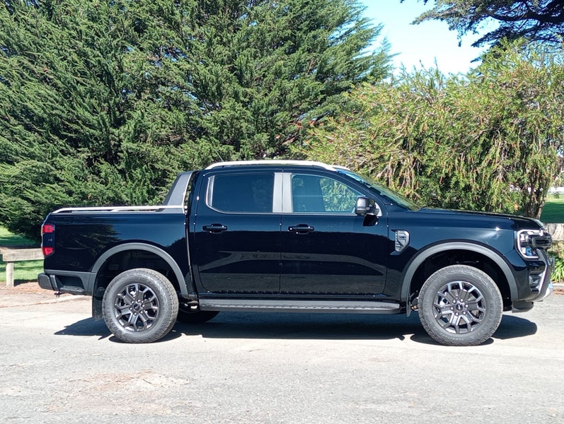 2025 Ford Ranger 4WD WILDTRAK 3.0L V6 image 3
