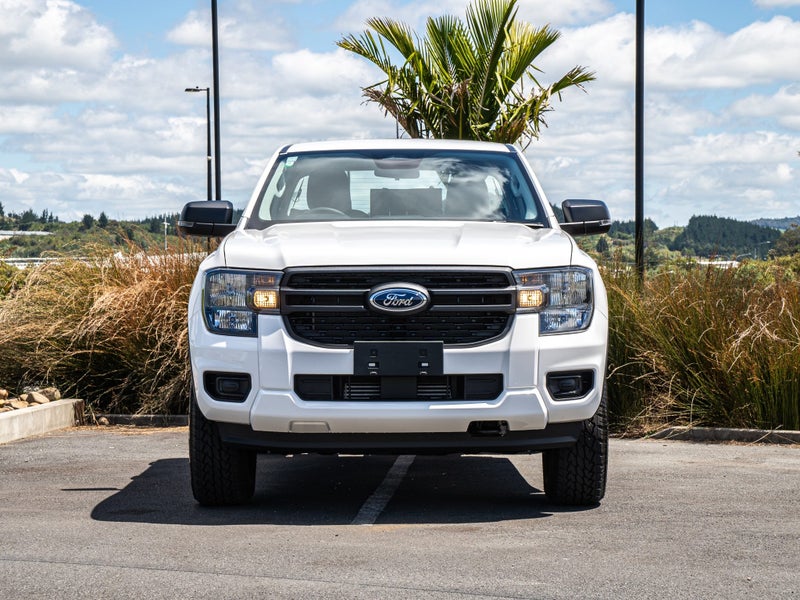 2025 Ford Ranger 4x4 2.0L XL Double Cab BiT Cha... image 4