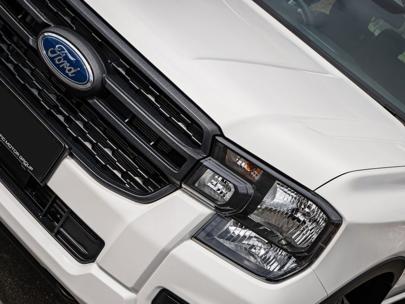 2025 Ford Ranger 4x4 2.0L XL Double Cab BiT Cha... image 3