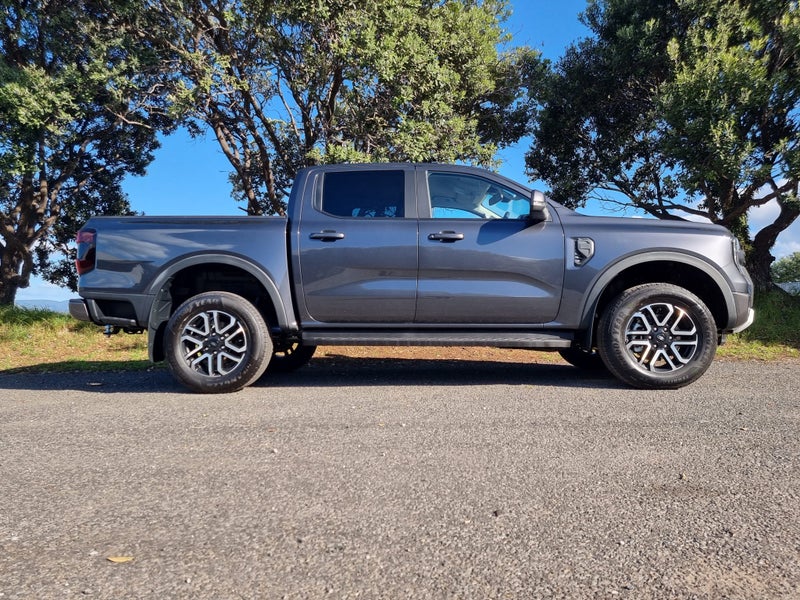 2025 Ford Ranger 4X4 SPORT 2.0L D/C W/S BIT PIC... image 4
