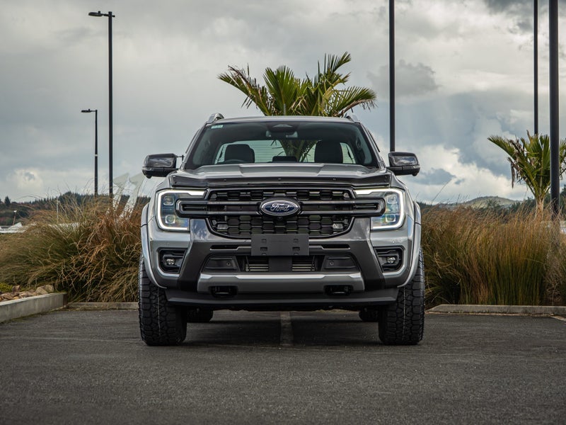 2025 Ford Ranger 4x4 Wildtrak Double Cab V6 Pic... image 4