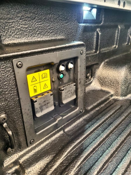 2025 Ford Ranger Hybrid Stormtrak 2.3L image 4