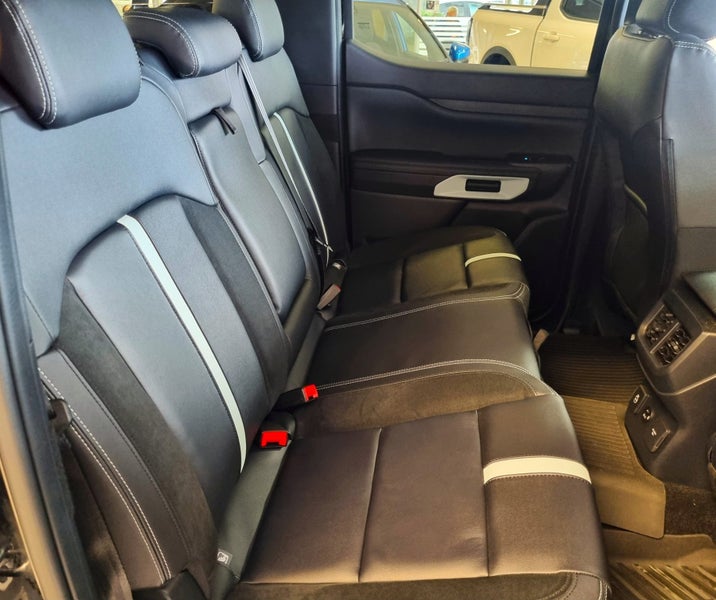 2025 Ford Ranger Hybrid Stormtrak 2.3L image 5