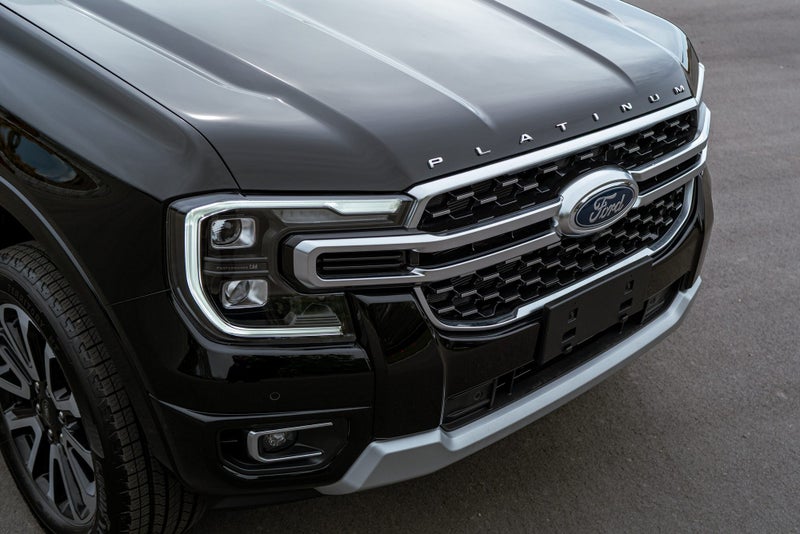 2025 Ford Ranger Platinum 3.0L Diesel/4WD image 2