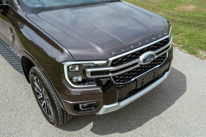 2025 Ford Ranger Platinum 3.0L Turbo Diesel AWD image 2