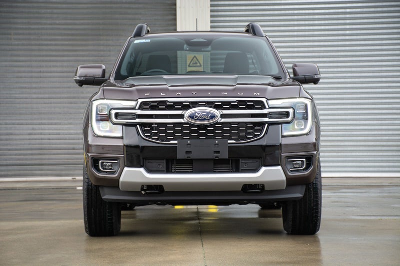 2025 Ford Ranger Platinum 3.0L V6 4x4 image 2