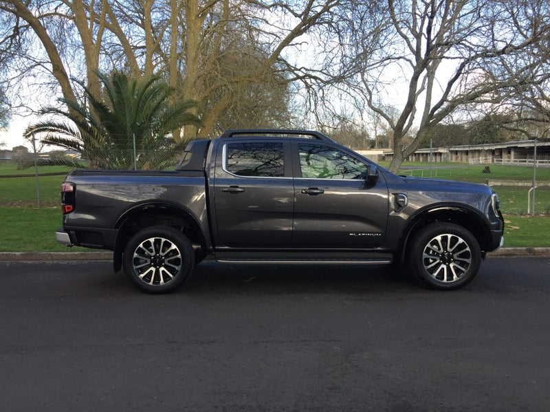 2025 Ford Ranger PLATINUM 4WD 3.0L V6 image 2