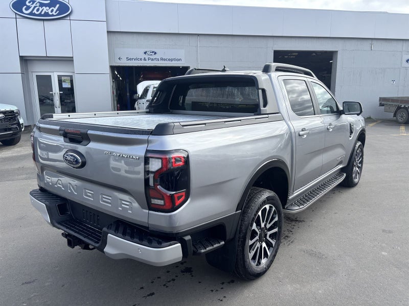 2025 Ford Ranger PLATINUM image 3