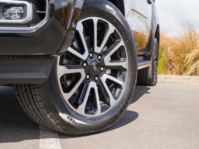 2025 Ford Ranger Platinum V6 image 5