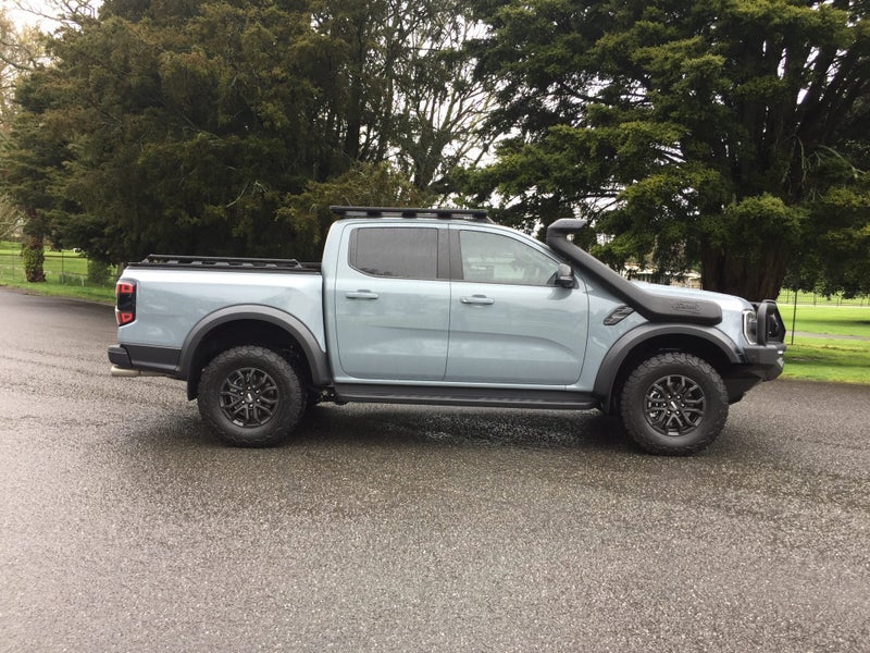 2025 Ford Ranger RAPTOR 3.0L V6 image 2