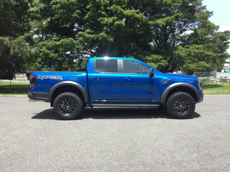 2025 Ford Ranger RAPTOR 4WD 3.0L V6 image 4