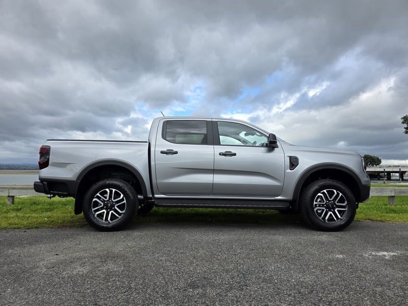 2025 Ford Ranger SPORT D/C 4X2 WS 2.0L BI-TURBO... image 4