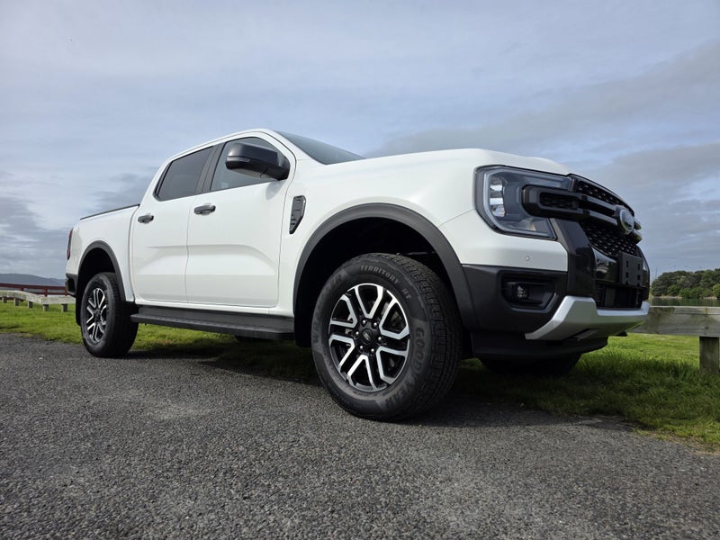 2025 Ford Ranger SPORT D/C 4X2 WS 2.0L BI-TURBO... image 5