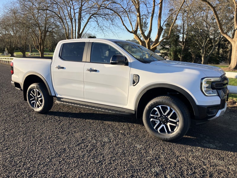 2025 Ford Ranger Sport Double Cab 4x2 image 3