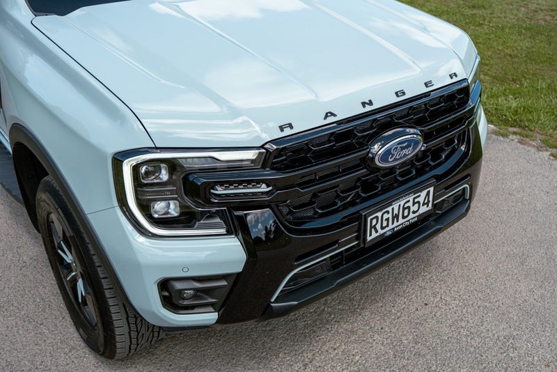 2025 Ford Ranger Stormtrak 2.3Ltr Ecoboost Hybr... image 2