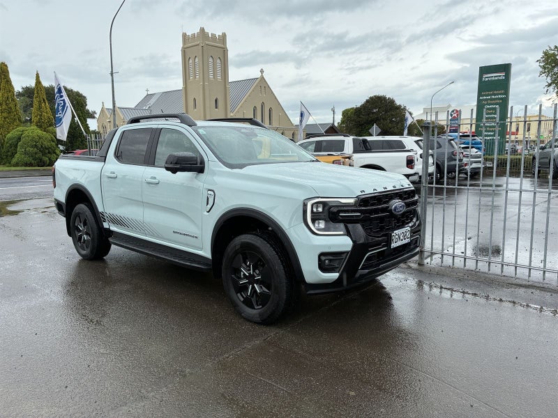 2025 Ford Ranger STORMTRAK 4WD 2.3 PHEV image 2