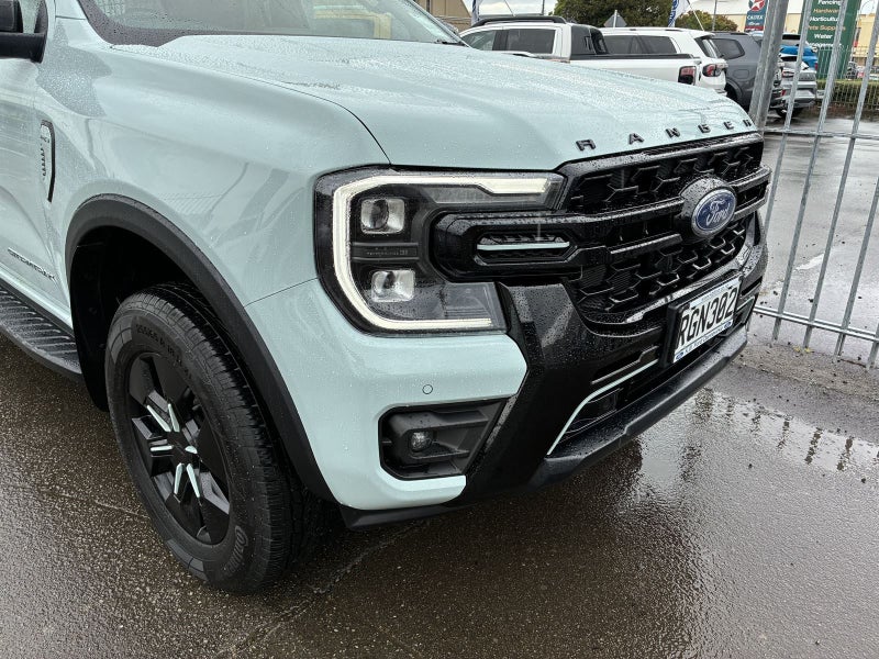 2025 Ford Ranger STORMTRAK 4WD 2.3 PHEV image 3