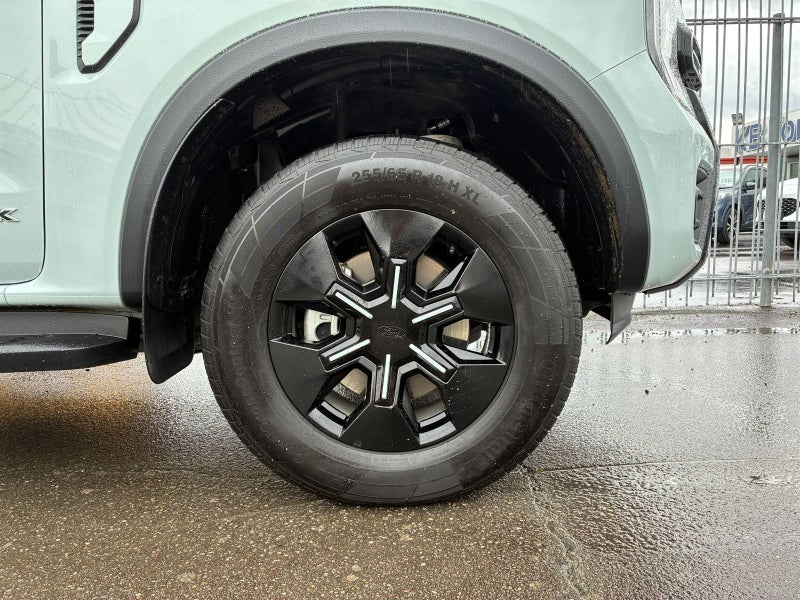 2025 Ford Ranger STORMTRAK 4WD 2.3 PHEV image 5